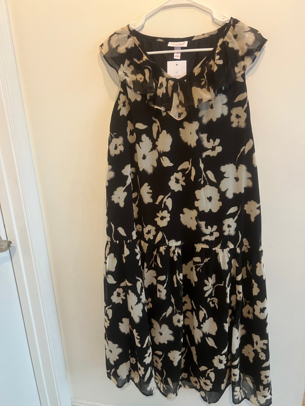 Ingrid & Isabel Black and Cream Floral Ruffle Dress
